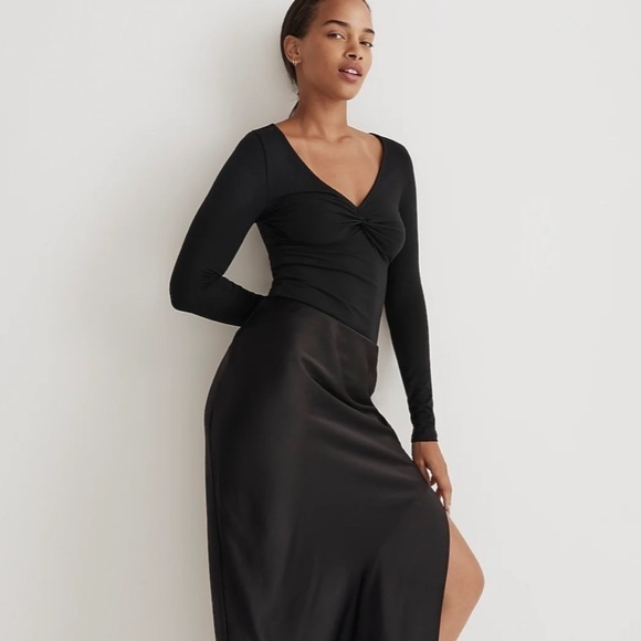 Madewell Twist-Front Long-Sleeve Tee true black - Picture 5 of 9